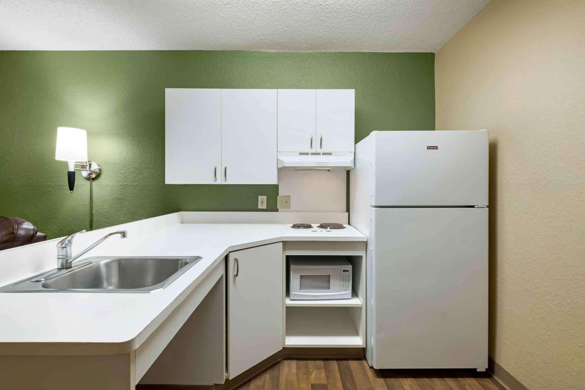 Extended Stay America Select Suites - Jacksonville - Lenoir Avenue East Exteriör bild