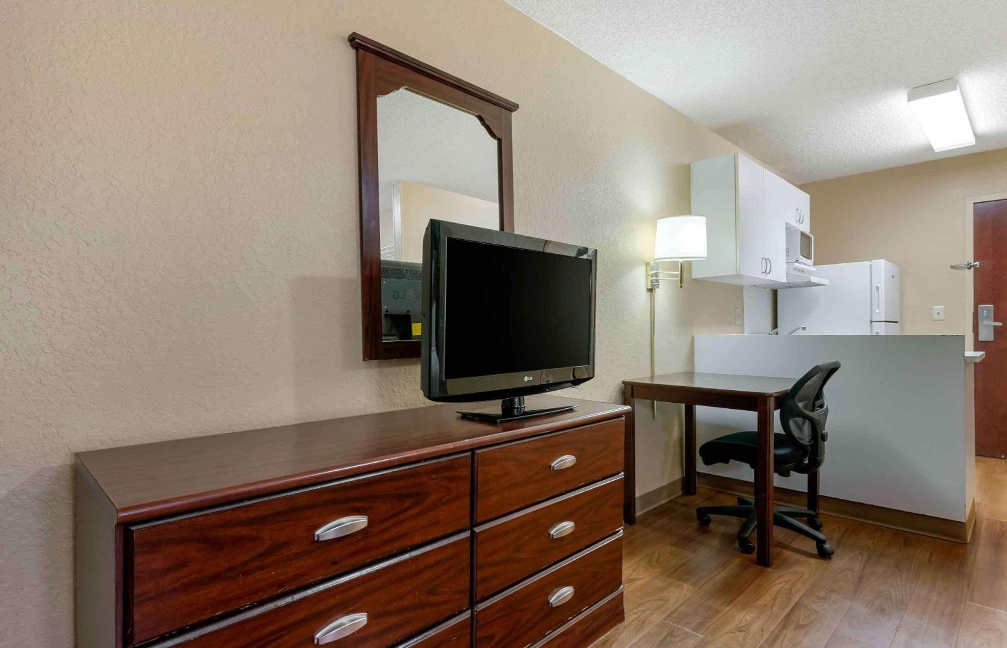 Extended Stay America Select Suites - Jacksonville - Lenoir Avenue East Exteriör bild